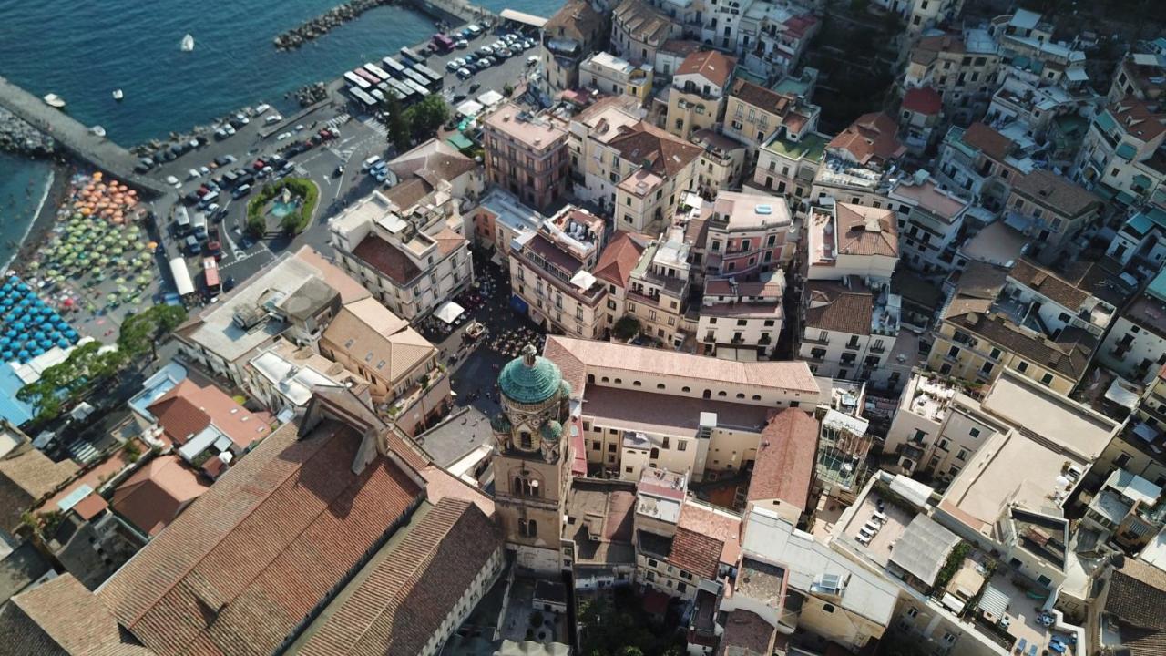 Amalfi Residenza Centrale Экстерьер фото